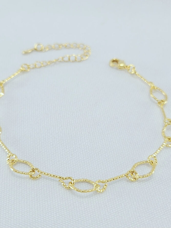 Pulseira elos ovais e caninho detalhado