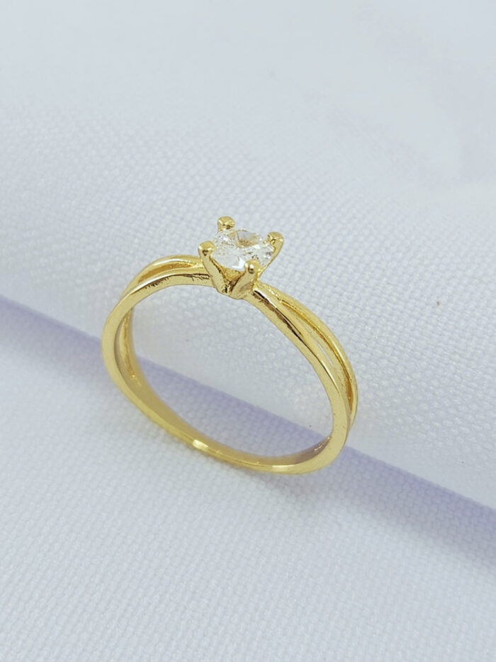 Anel pedra cristal detalhe vazado