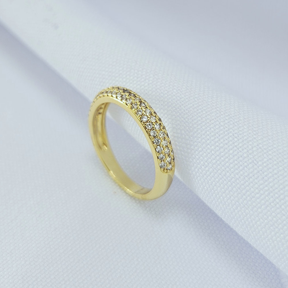 Anel frente cravejado