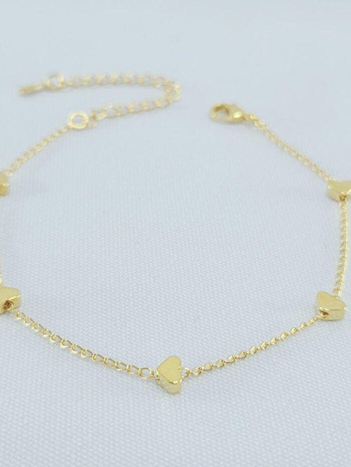 Pulseira detalhe corações lisos