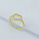 Anel detalhe coração cravejado