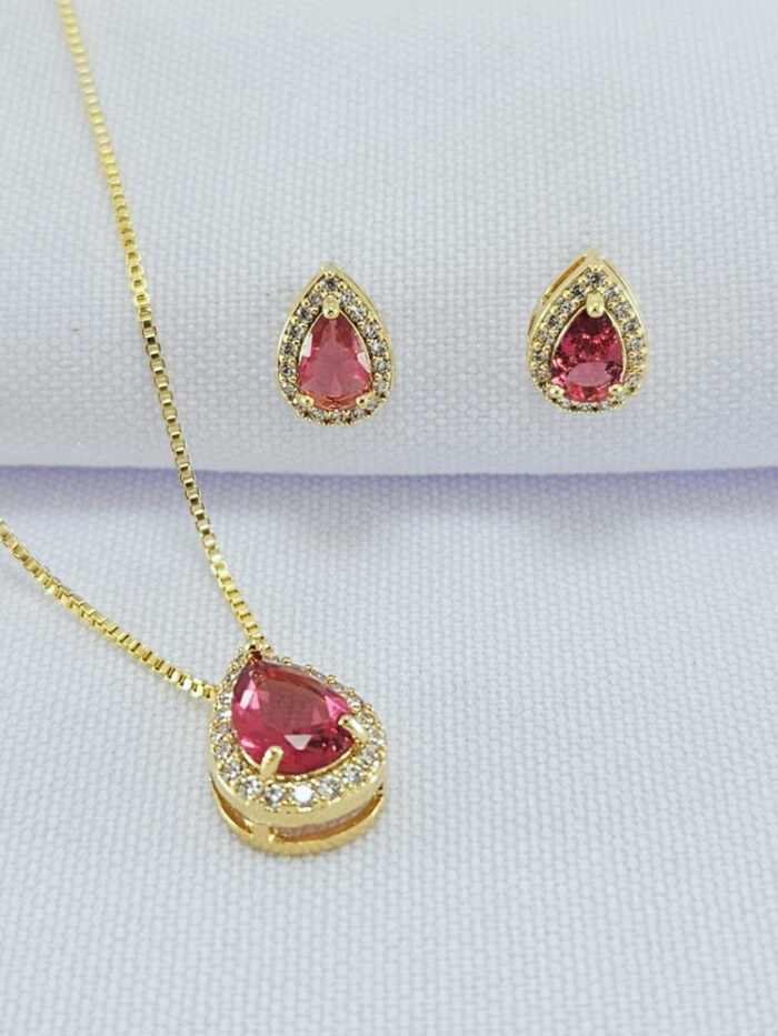 Conjunto gota cravejado