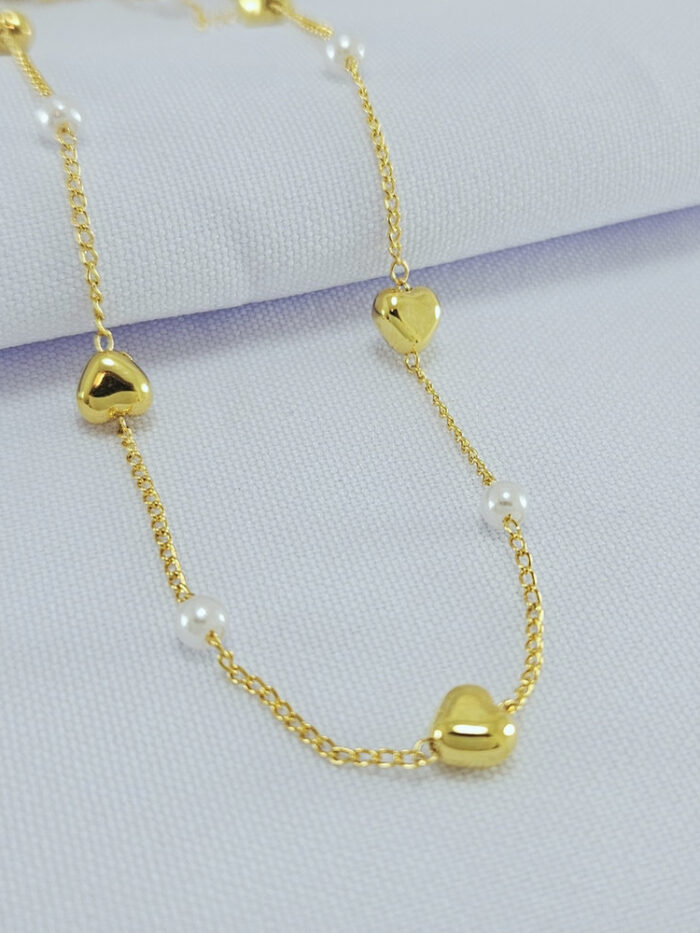 Gargantilha detalhada pingente N S de Fátima