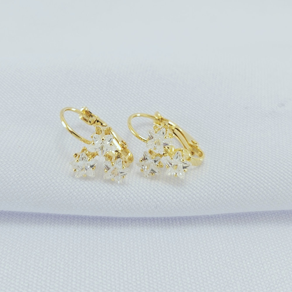 Brinco argola estrelas cristais