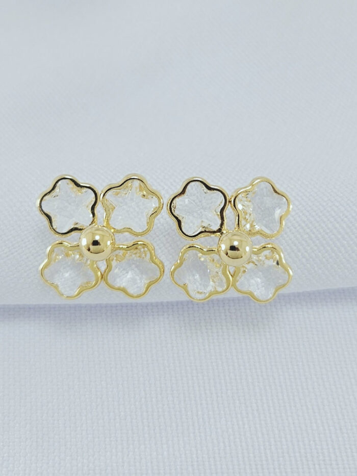 Brinco flor petalas cristais