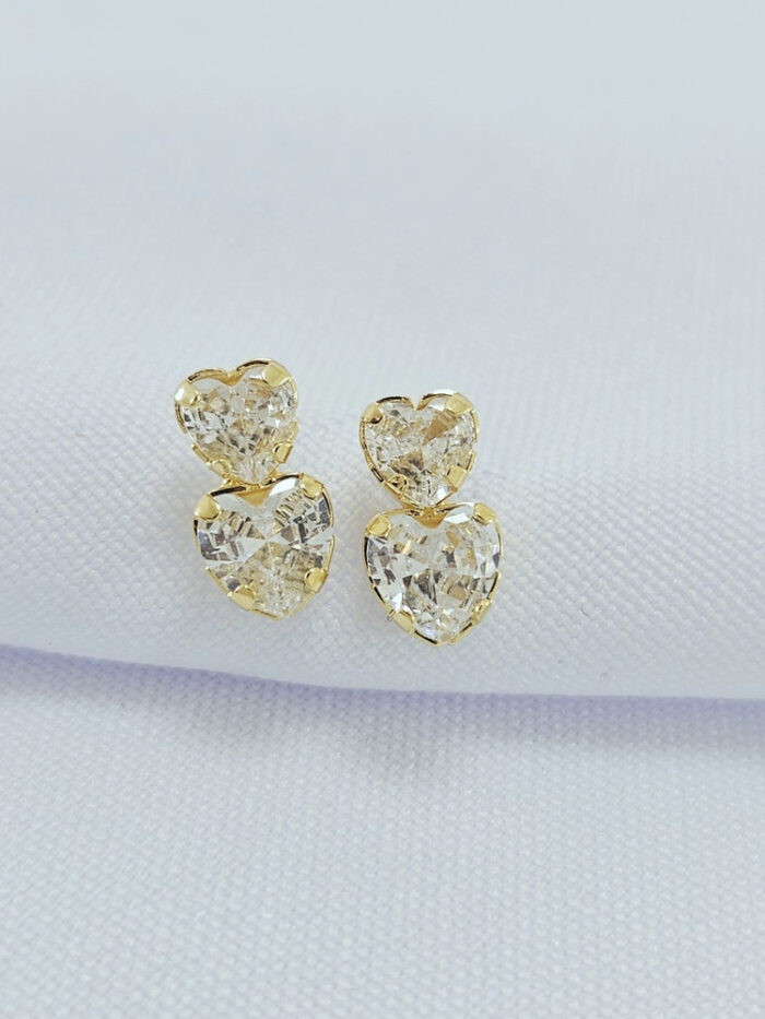 Brinco coração duplo pedra cristal