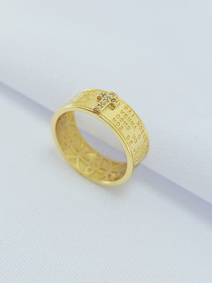 Anel oração pai nosso detalhe cruz cravejado