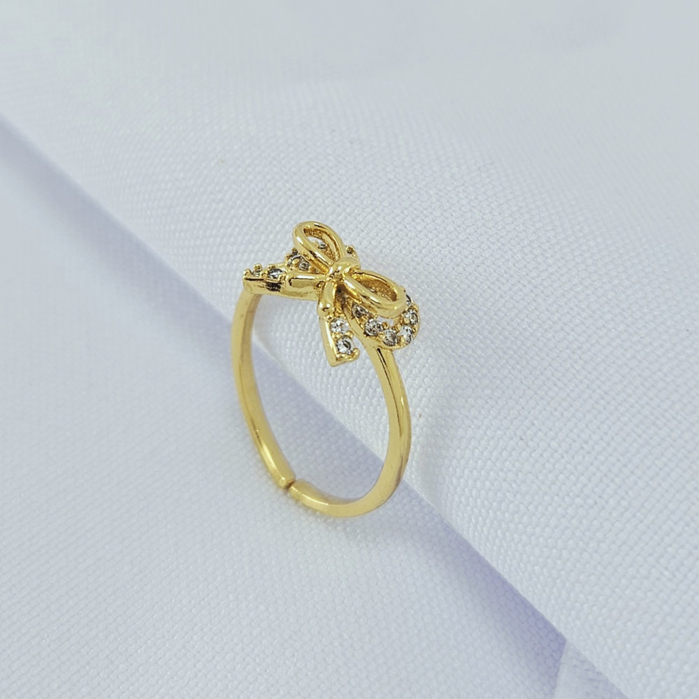 Anel laço duplo detalhe cravejado