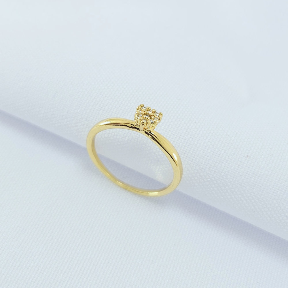 Anel solitário coração cravejado