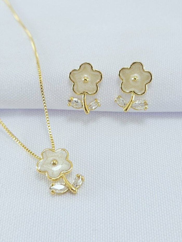 Conjunto modelo flor esmaltado