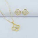 Conjunto trevo detalhe pedra navete