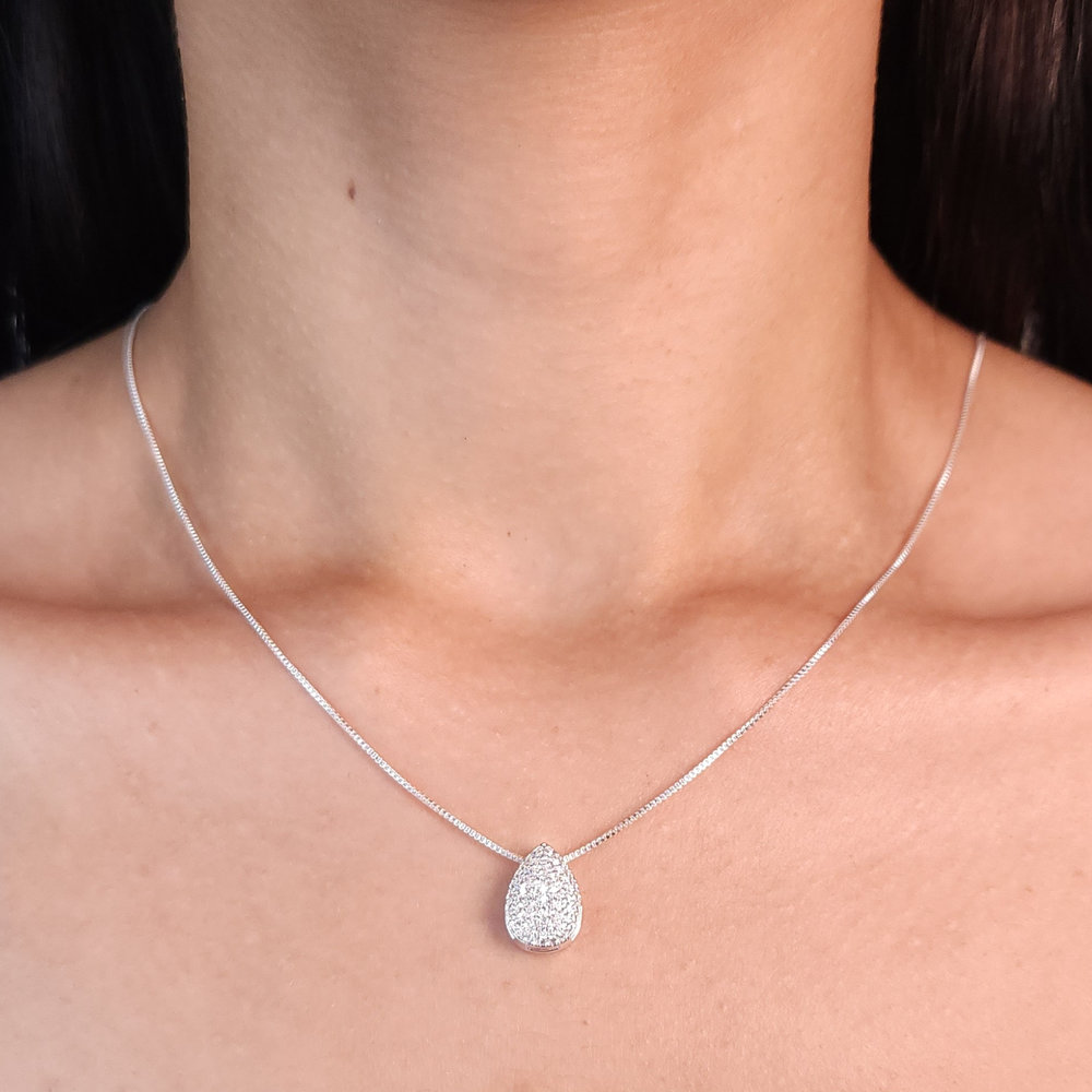 Gargantilha gota cravejada em zircônia