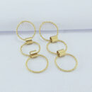 Brinco circulos vazados detalhado