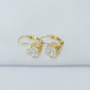 Brinco formato anzol com zircônia