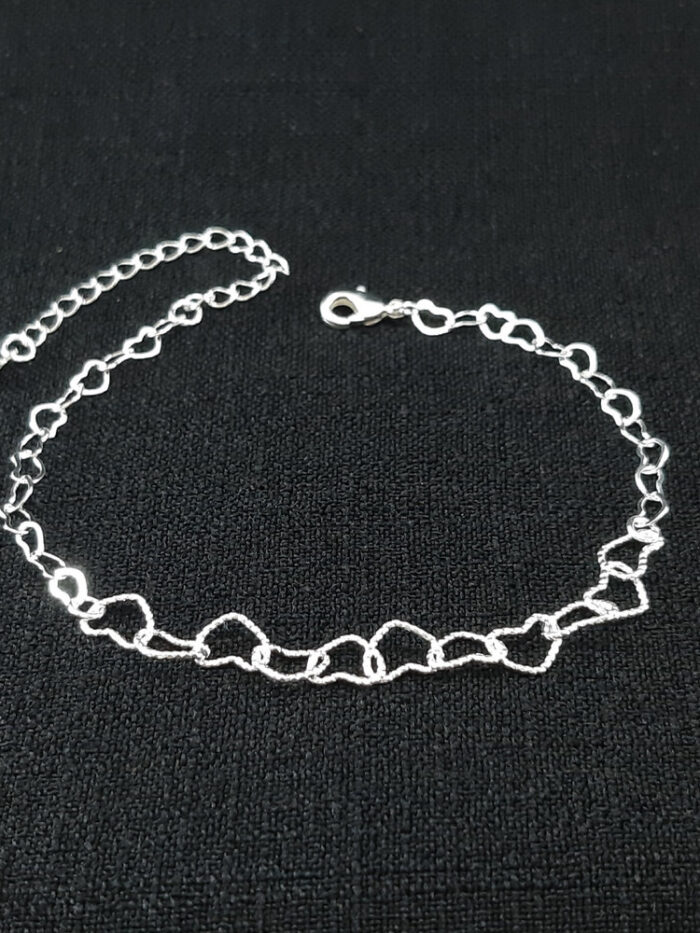 Pulseira elos corações detalhados