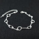 Pulseira elo oval detalhado