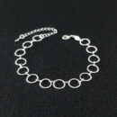 Pulseira círculos detalhado