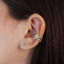 Brinco pier modelo folhas cravejadas