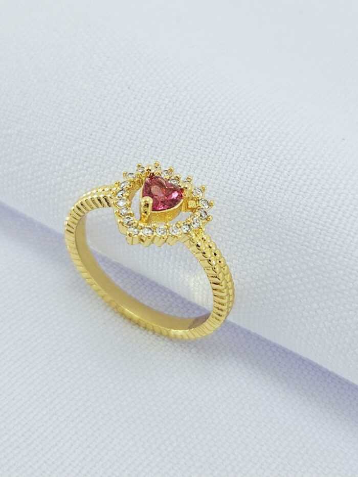Anel formato coração vazado com pedra Rosa Pink