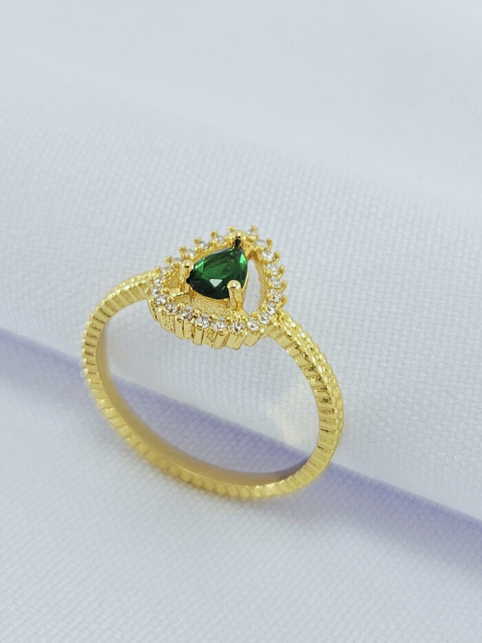 Anel gota detalhe cravejado (Verde)