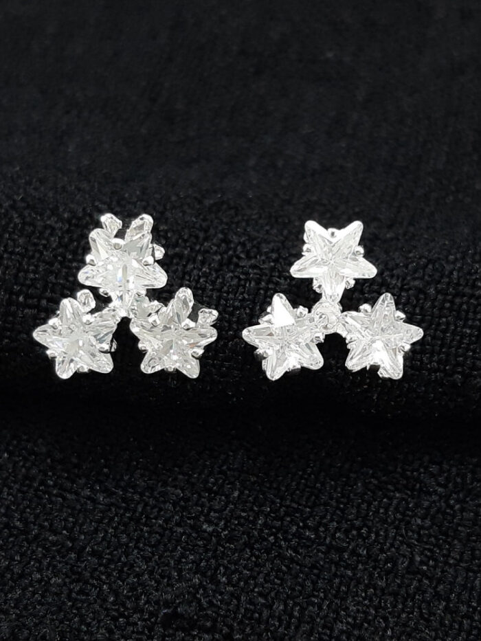 Brinco estrela tripla cristal