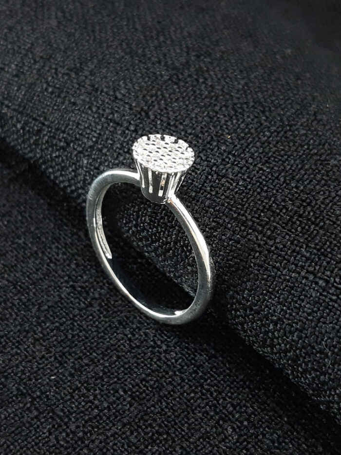 Anel chuveirinho detalhado