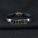 Pulseira masculina com placa escrito JESUS