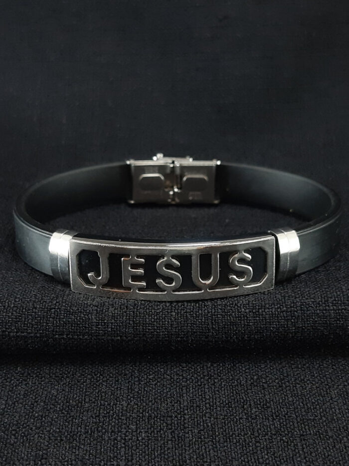 Pulseira masculina com placa escrito JESUS