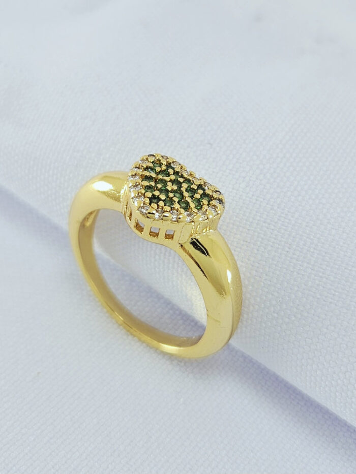 Anel detalhe coração cravejado (verde)