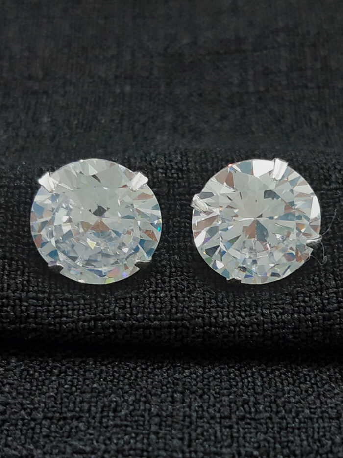 Brinco pedra cristal
