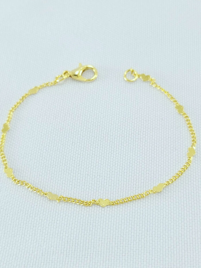 Pulseira detalhe corações lisos