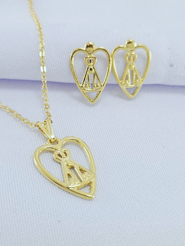 Conjunto coração N.S Aparecida vazado