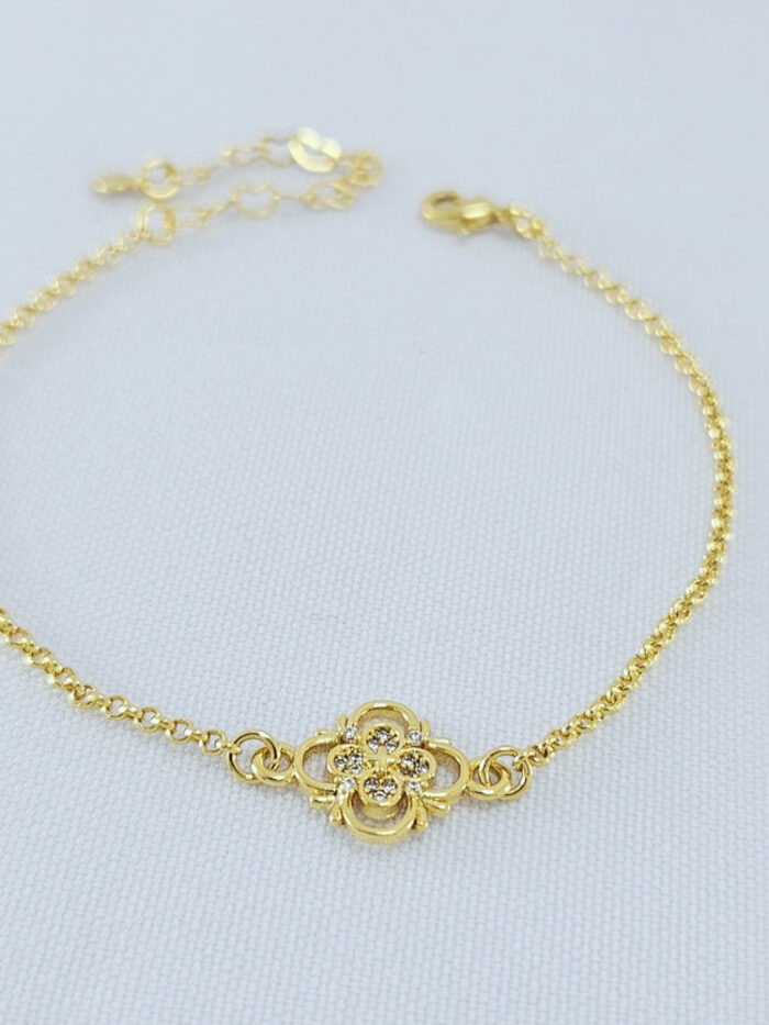 Pulseira detalhe trevo duplo