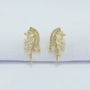 Brinco ear cuff cravejado com pedras cristais